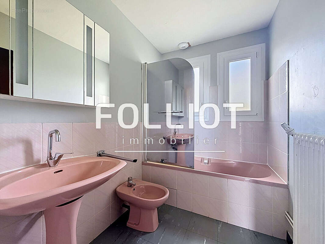 A Vendre Maison sur sous-sol complet à 300 mètres de la mer BARNEVILLE-CARTERET - photo 13