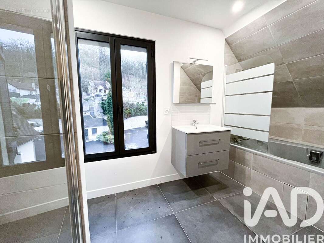 Photo 8 - Maison à MANTES-LA-VILLE