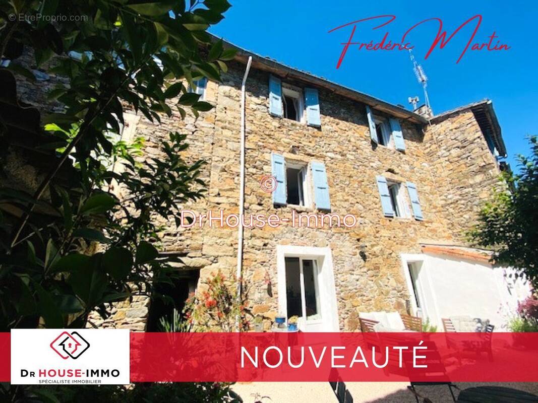 Maison à L&#039;ESTRECHURE