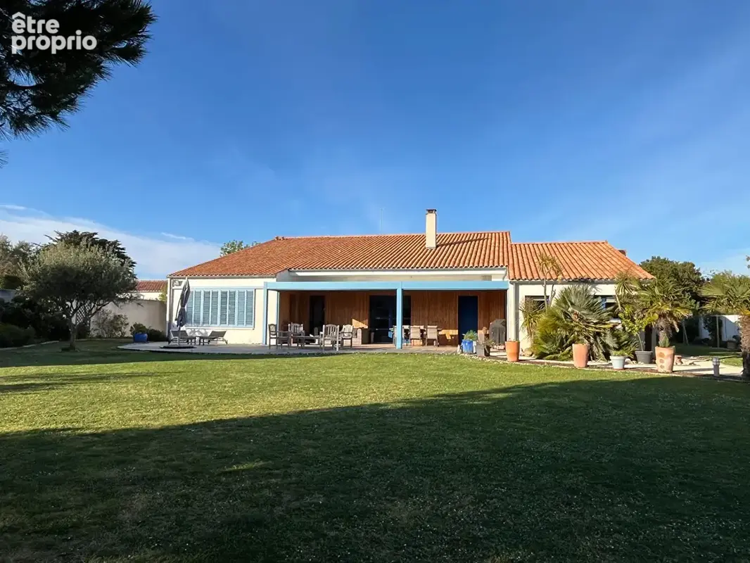 SAINT-DENIS-D'OLERON Demeure contemporaine 12 p. 360 m² - photo 17