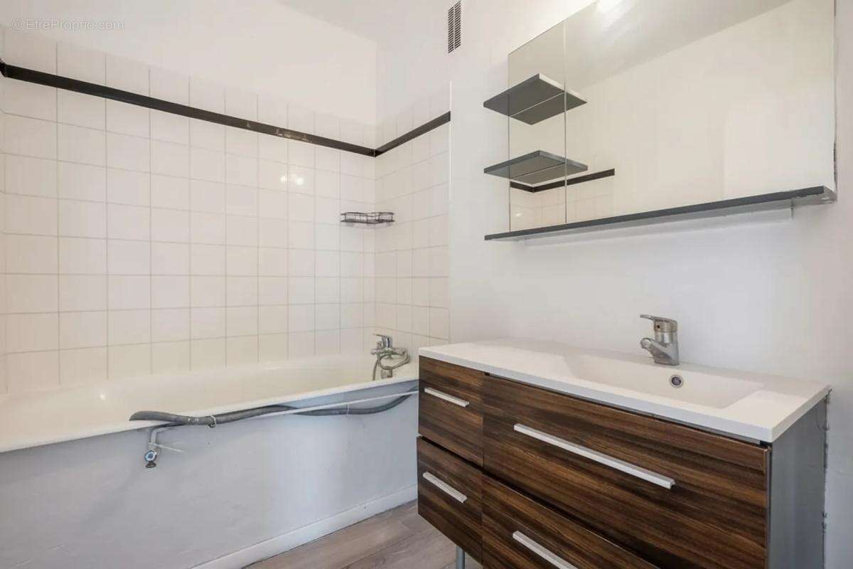 Appartement à SAINT-DENIS
