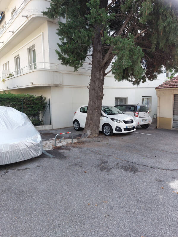 Parking à NICE