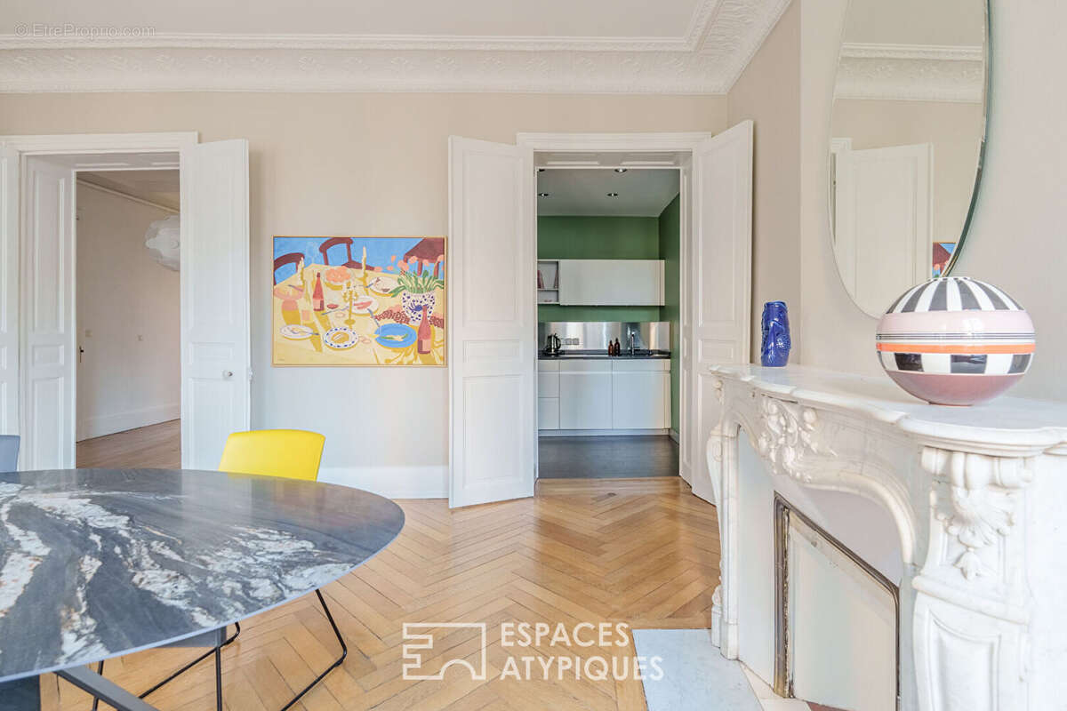 Appartement de charme rénové dans un immeuble de caractère - photo 9