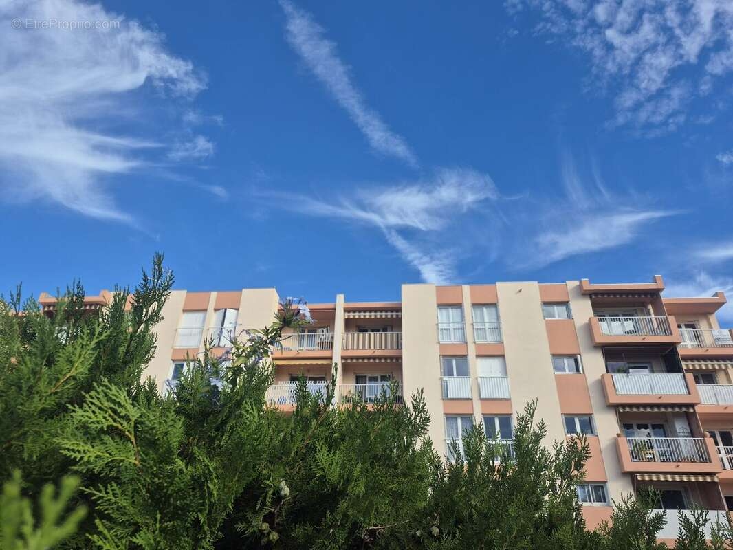 Appartement à LA VALETTE-DU-VAR