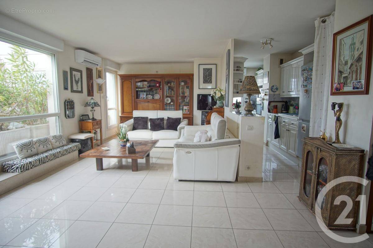 Appartement à CHOISY-LE-ROI