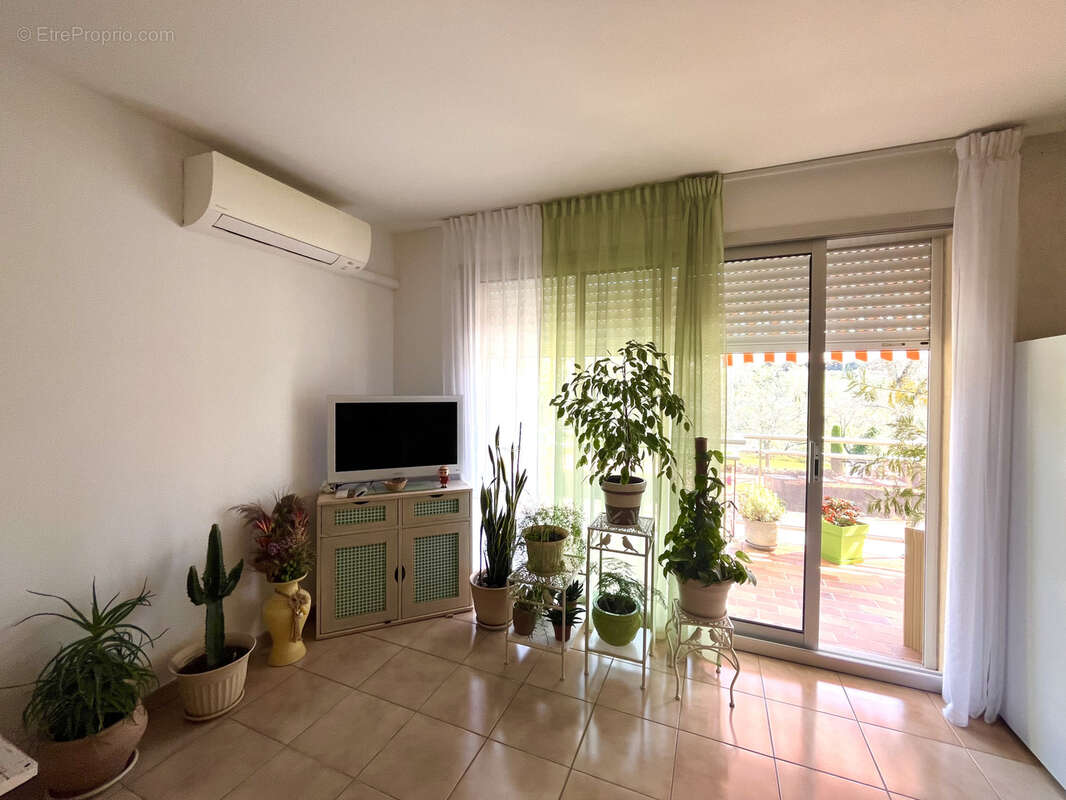 Appartement à NYONS