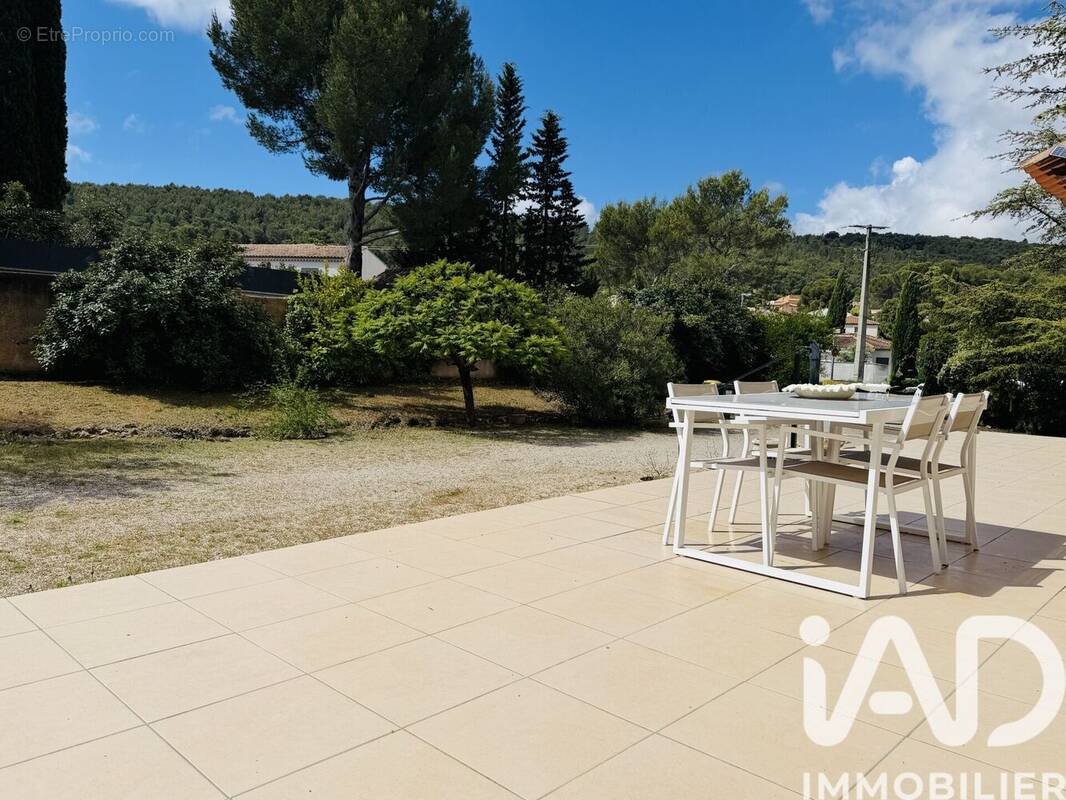 Photo 1 - Maison à VENTABREN