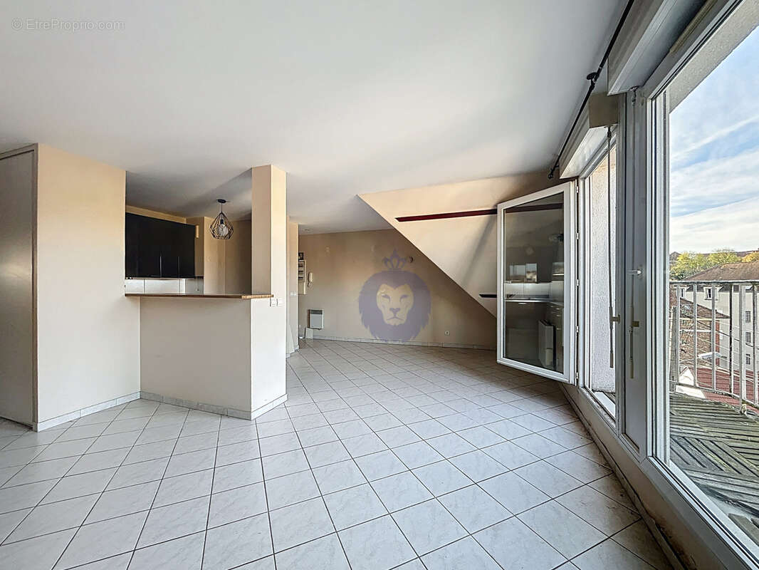 Appartement à MELUN