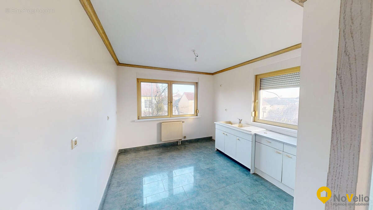 Maison à SEINGBOUSE