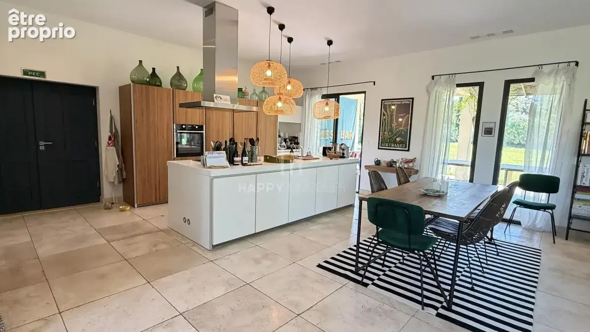 Maison contemporaine de plain pied avec parc et oliveraie de 3500 M2 - photo 9