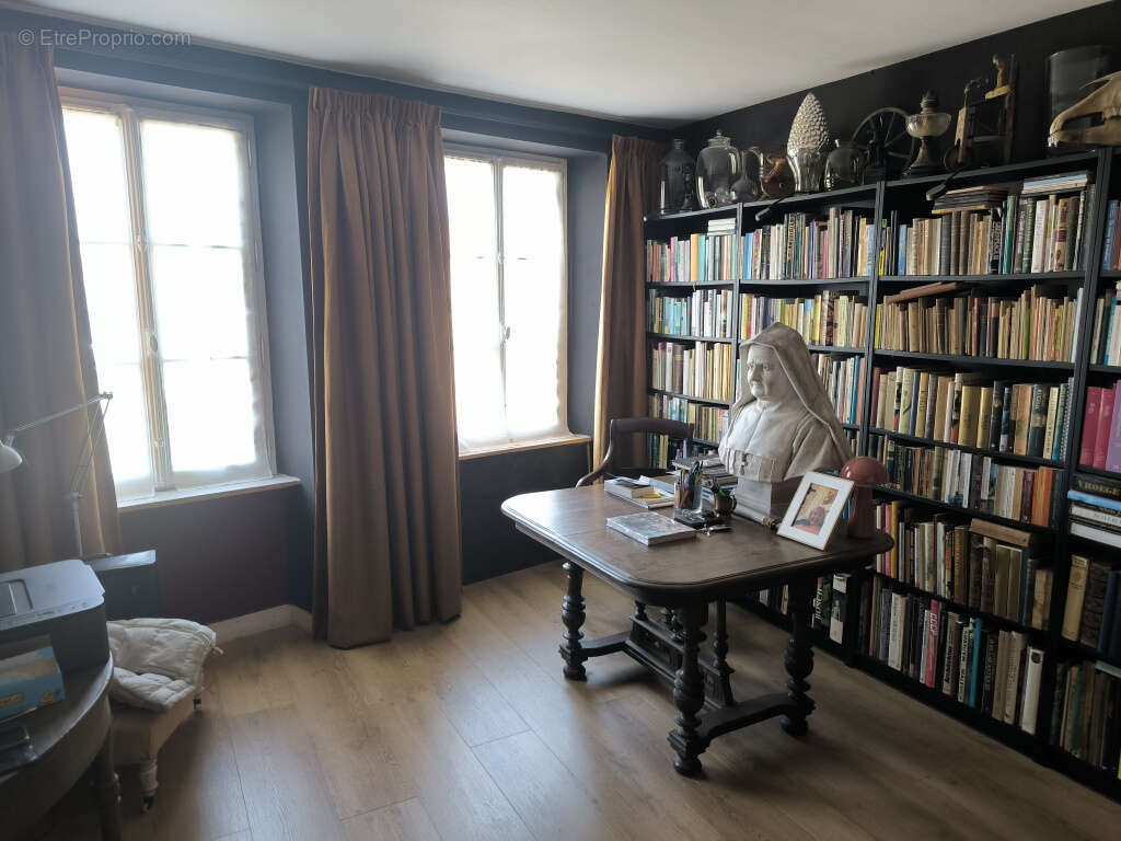 Maison à SAINT-REVERIEN