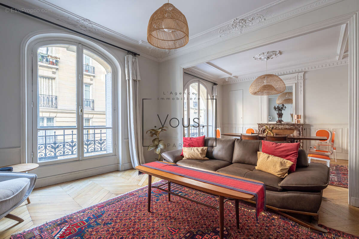 Appartement à PARIS-18E