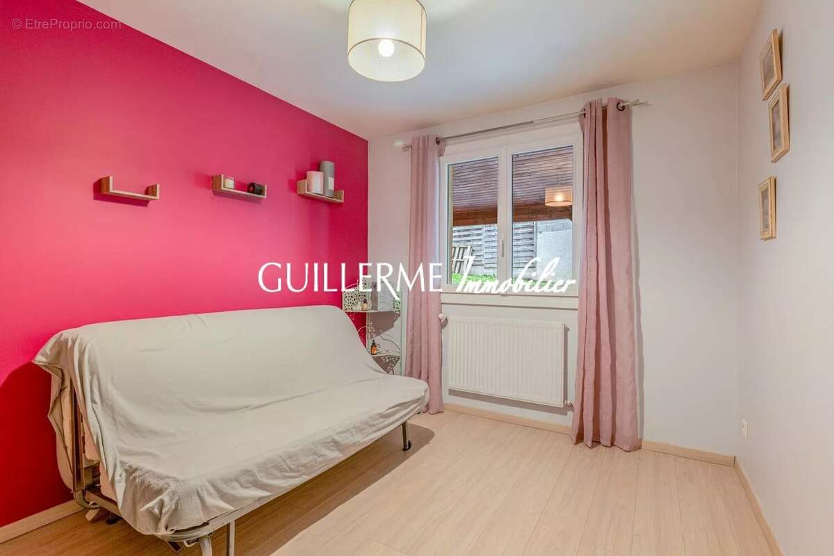 Maison à JASSANS-RIOTTIER