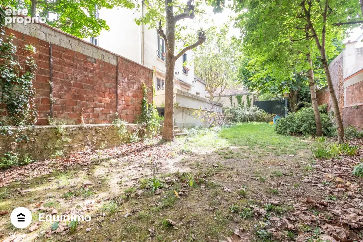 Maison individuelle de 258m2, avec terrasses et jardin, située rue Trouillet Derel - photo 8