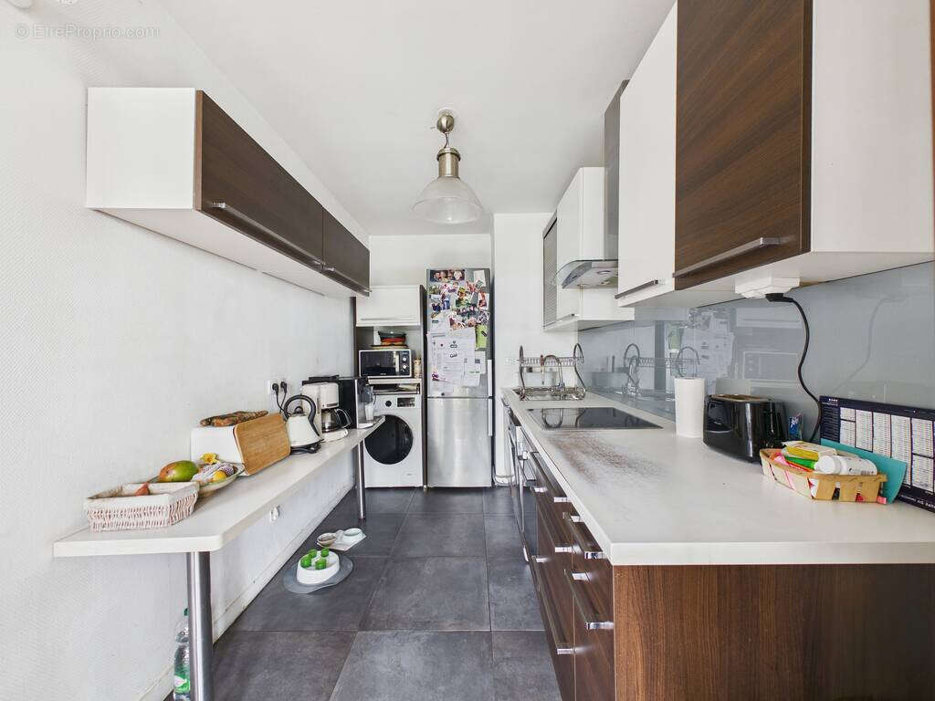 Appartement à PARIS-20E