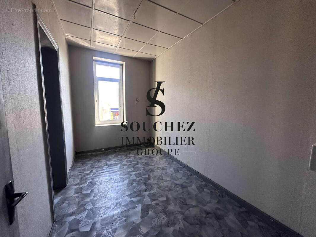 Appartement à AVION