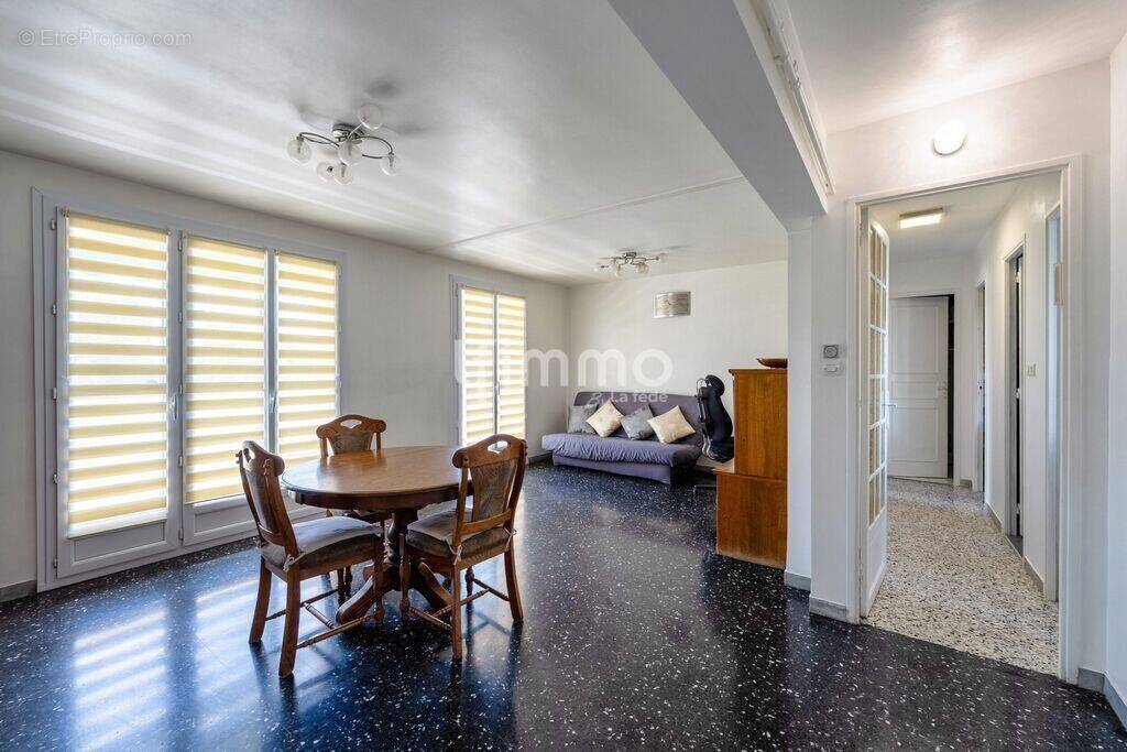 Appartement à MARSEILLE-10E