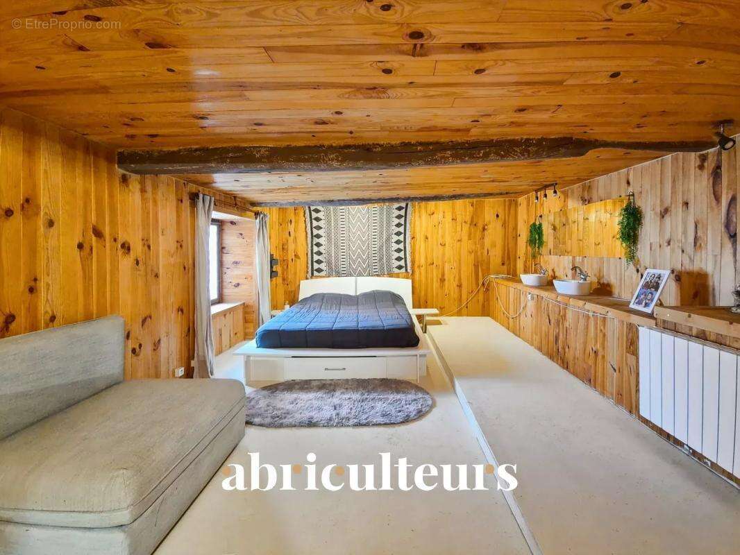 Maison à BRIE-SOUS-MATHA