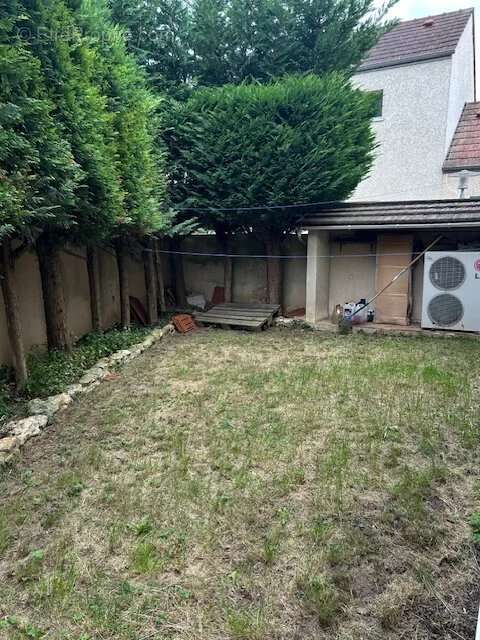 Maison à BRIE-COMTE-ROBERT