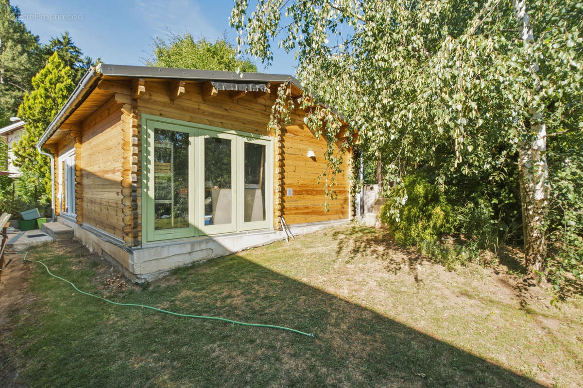 Maison de Village avec châlet et terrain - photo 10