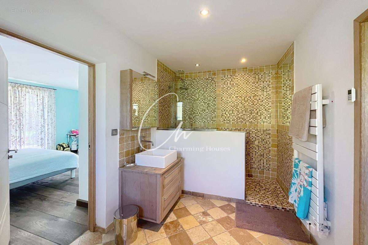 Maison à EYGALIERES