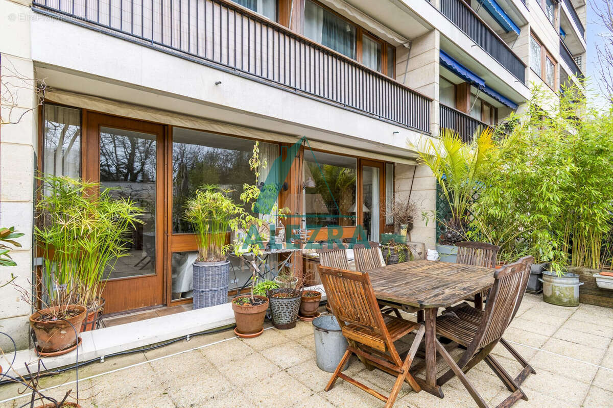 Appartement à LA CELLE-SAINT-CLOUD