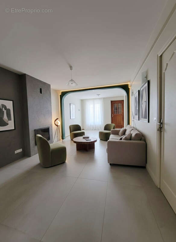 Appartement à PARIS-19E