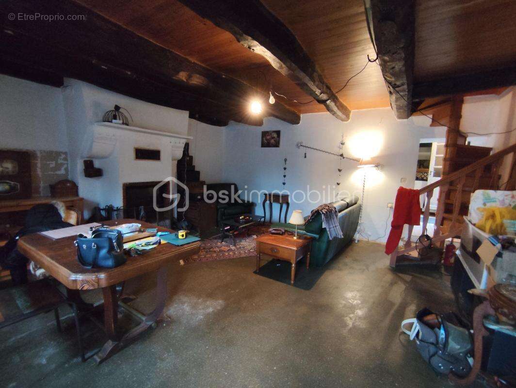 Maison à VILDE-GUINGALAN