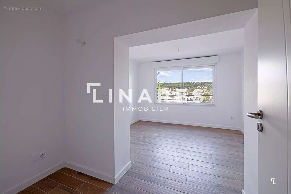 Appartement à MARSEILLE-12E