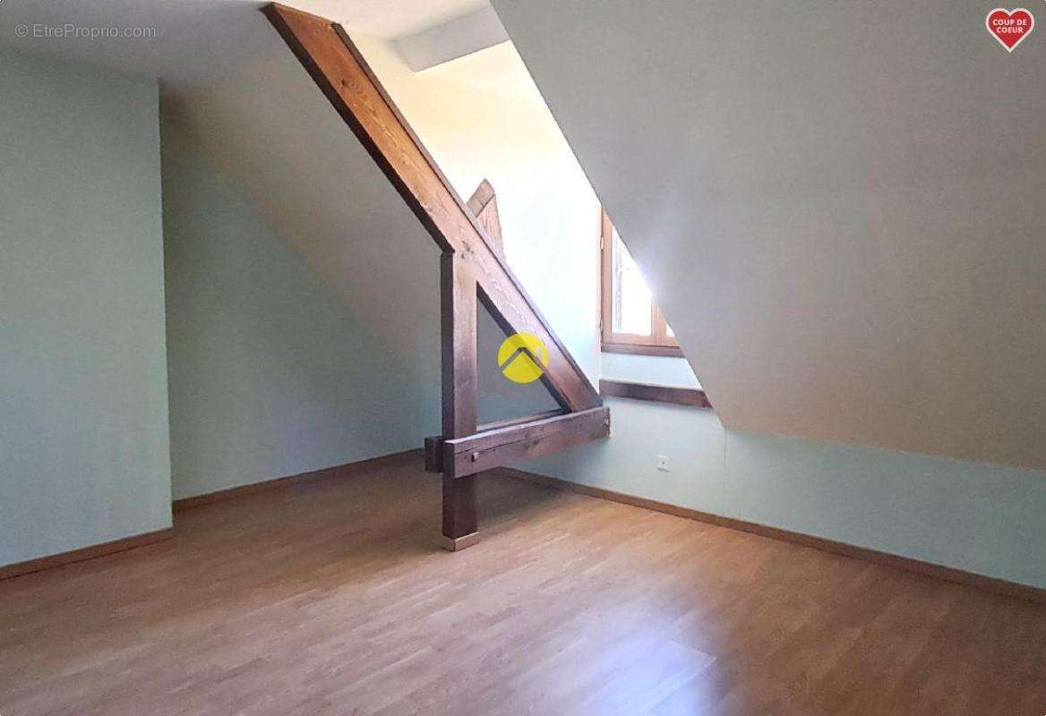 Maison à GIPCY