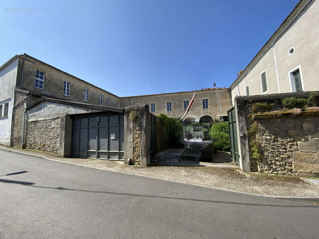Maison à LANGON