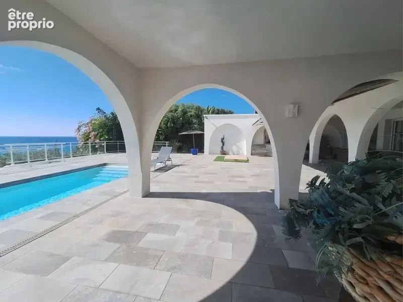 Villa de charme de 300m2  route des Sanguinaires vue mer avec piscine - photo 4