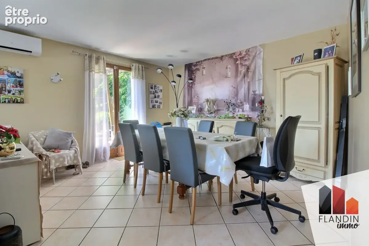 Maison 121 m² à Vernaison  - photo 4