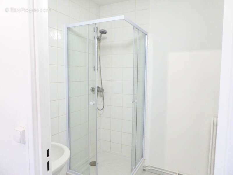 Appartement à BRUYERES-LE-CHATEL