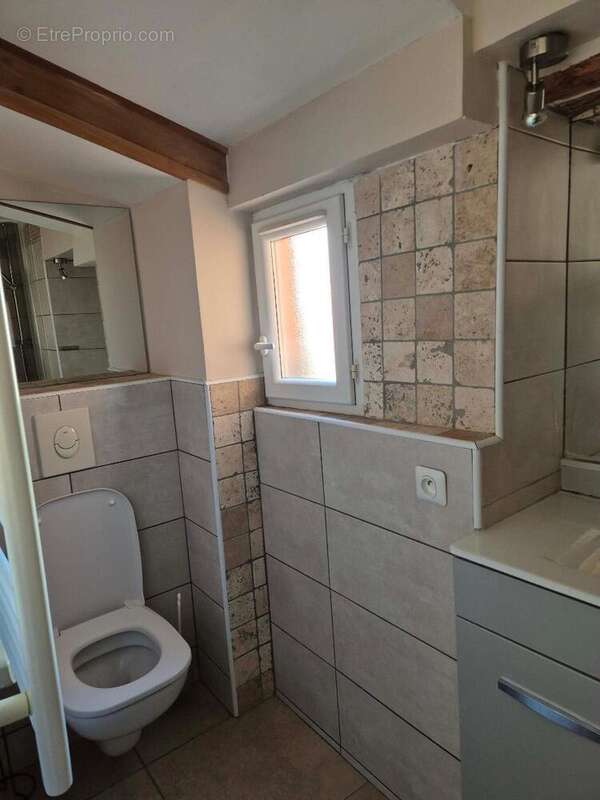   - Appartement à DRAGUIGNAN