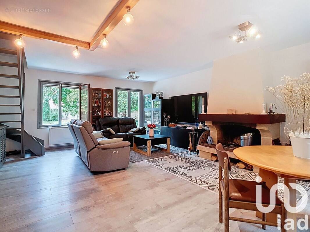 Photo 1 - Maison à MONTARGIS