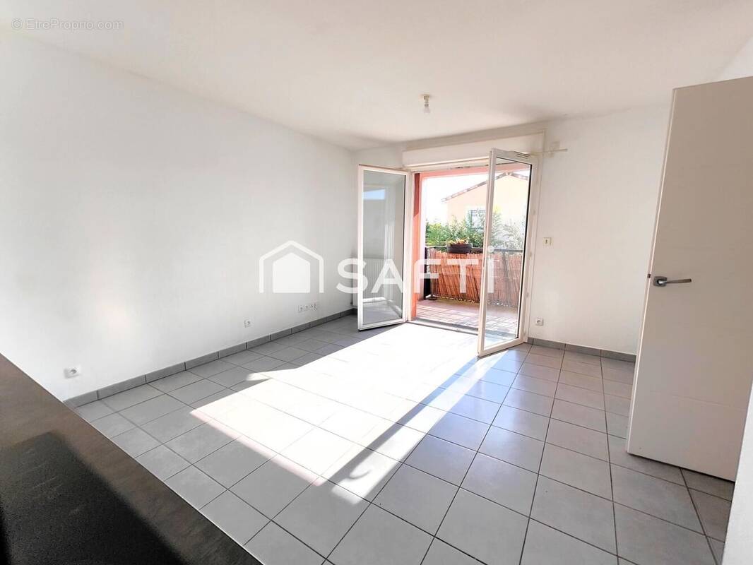 Photo 1 - Appartement à AUCAMVILLE