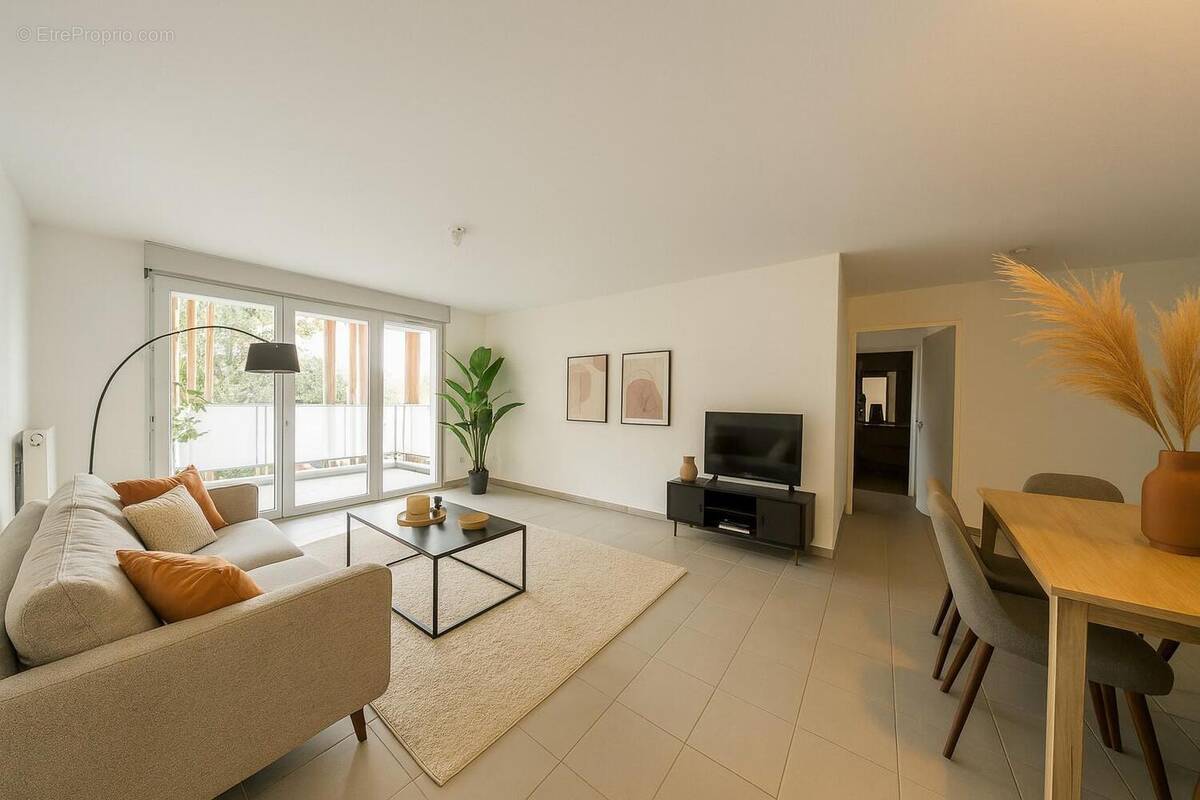   - Appartement à TOULOUSE