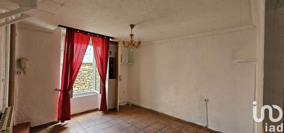 Maison 100 m² à Bagnols-Sur-Ceze  - photo 3