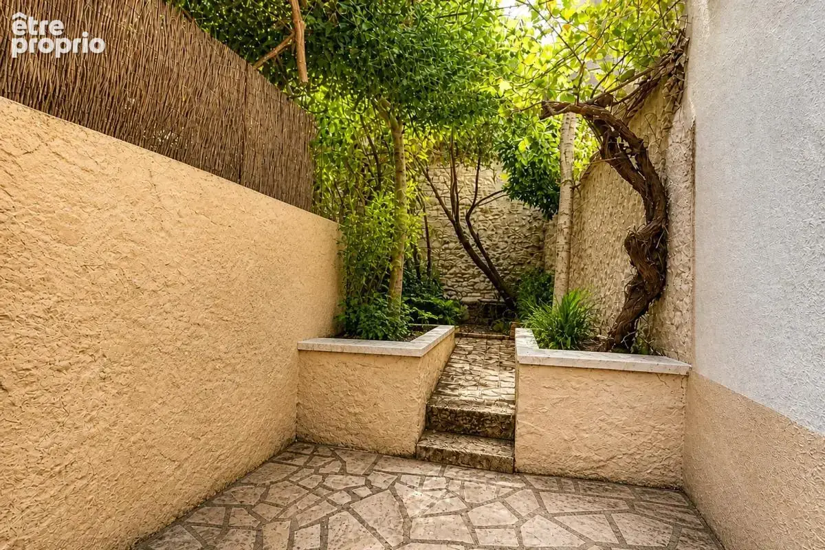 Maison de ville de 84 m² vendue louée avec cour privative à Provins - photo 15
