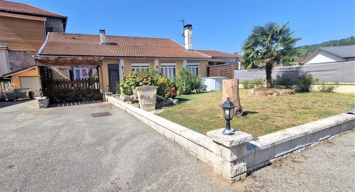 Maison à SAINT-THOMAS-EN-ROYANS