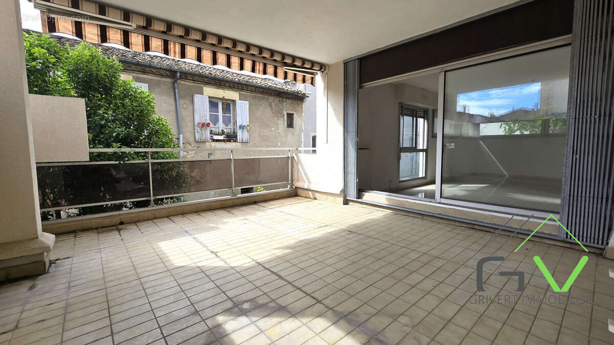 Appartement à NIMES