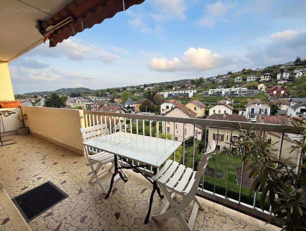 Appartement à AIX-LES-BAINS
