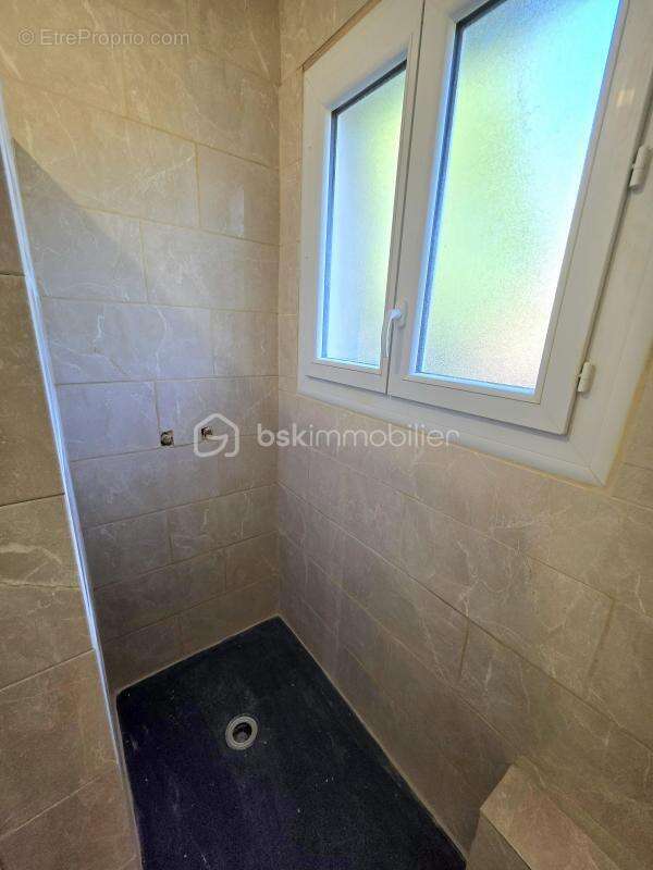 Maison à PIERRELATTE