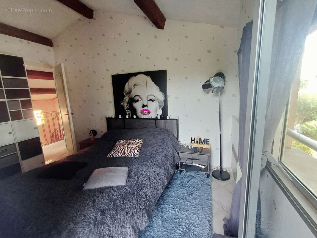 Maison à LA LONDE-LES-MAURES