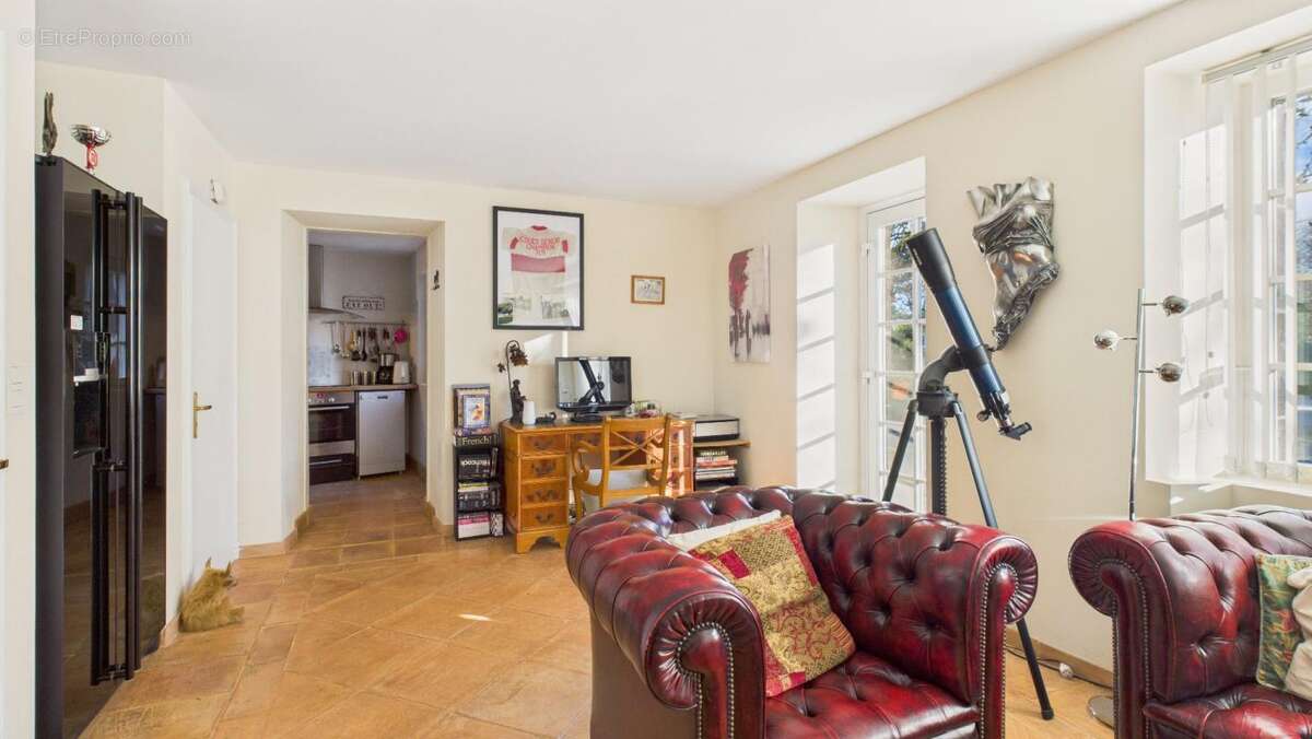 Maison à MUR-DE-BARREZ