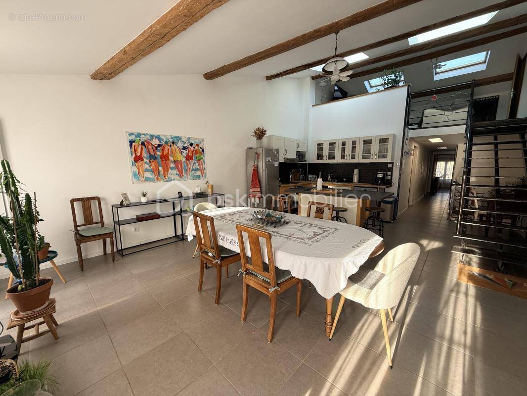 Appartement à LOUPIAN