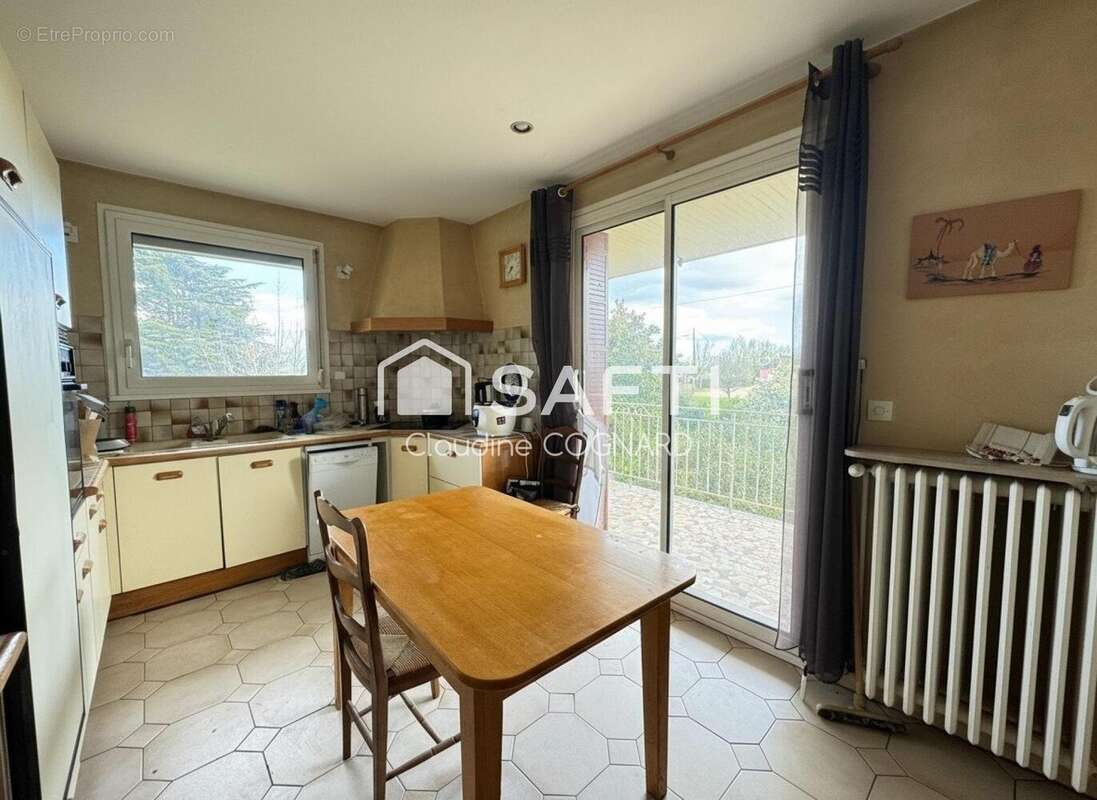 Photo 5 - Maison à CHARNAY-LES-MACON