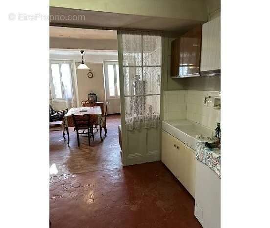 Maison à LA ROQUEBRUSSANNE