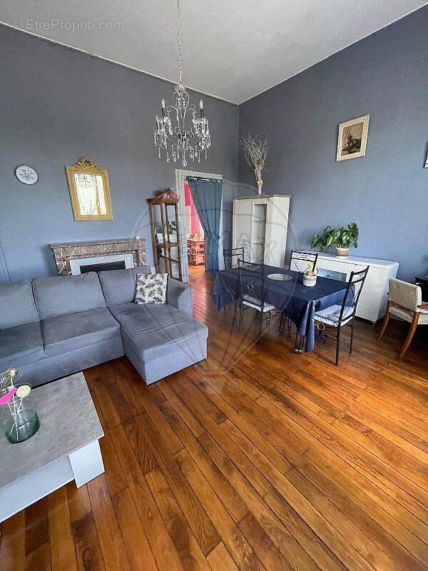 Appartement à DECIZE